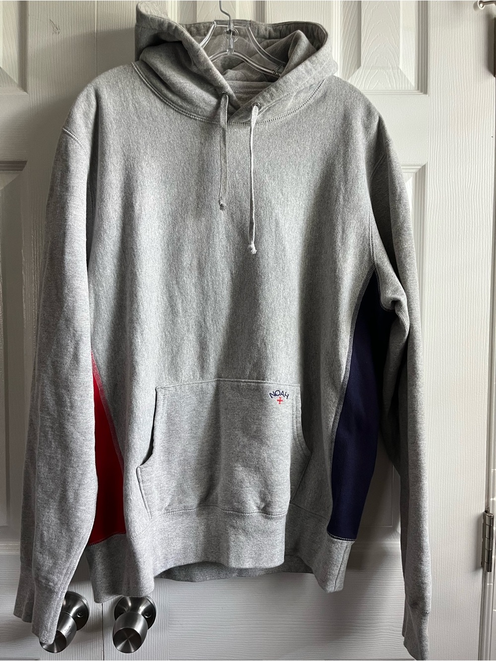 Noah Hoodie Heather Gray Red Blue Side Panels Color Block Size XL Streetwear